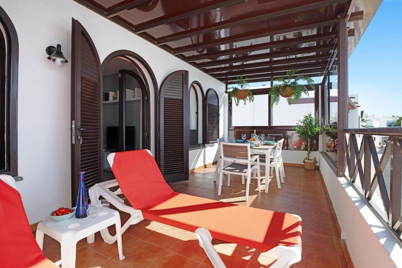 Apartamentos La Estrella III Playa Blanca  Ngoại thất bức ảnh